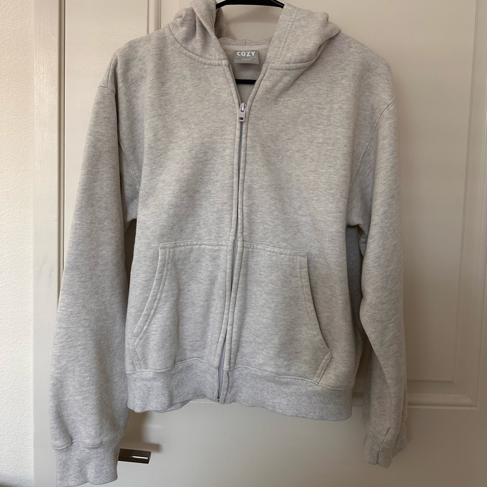 Aritzia TNA Cozy Fleece Perfect Fit Zip up Hoodie